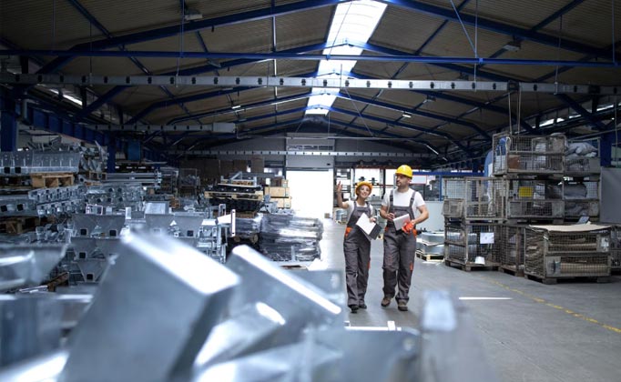 Cómo mantener las superficies metálicas en entornos industriales exigentes - principal image